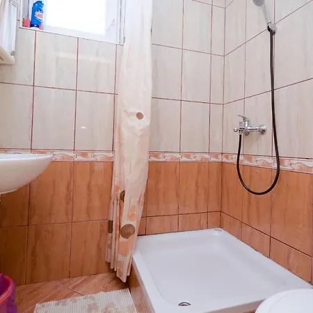 Pela Apartment *